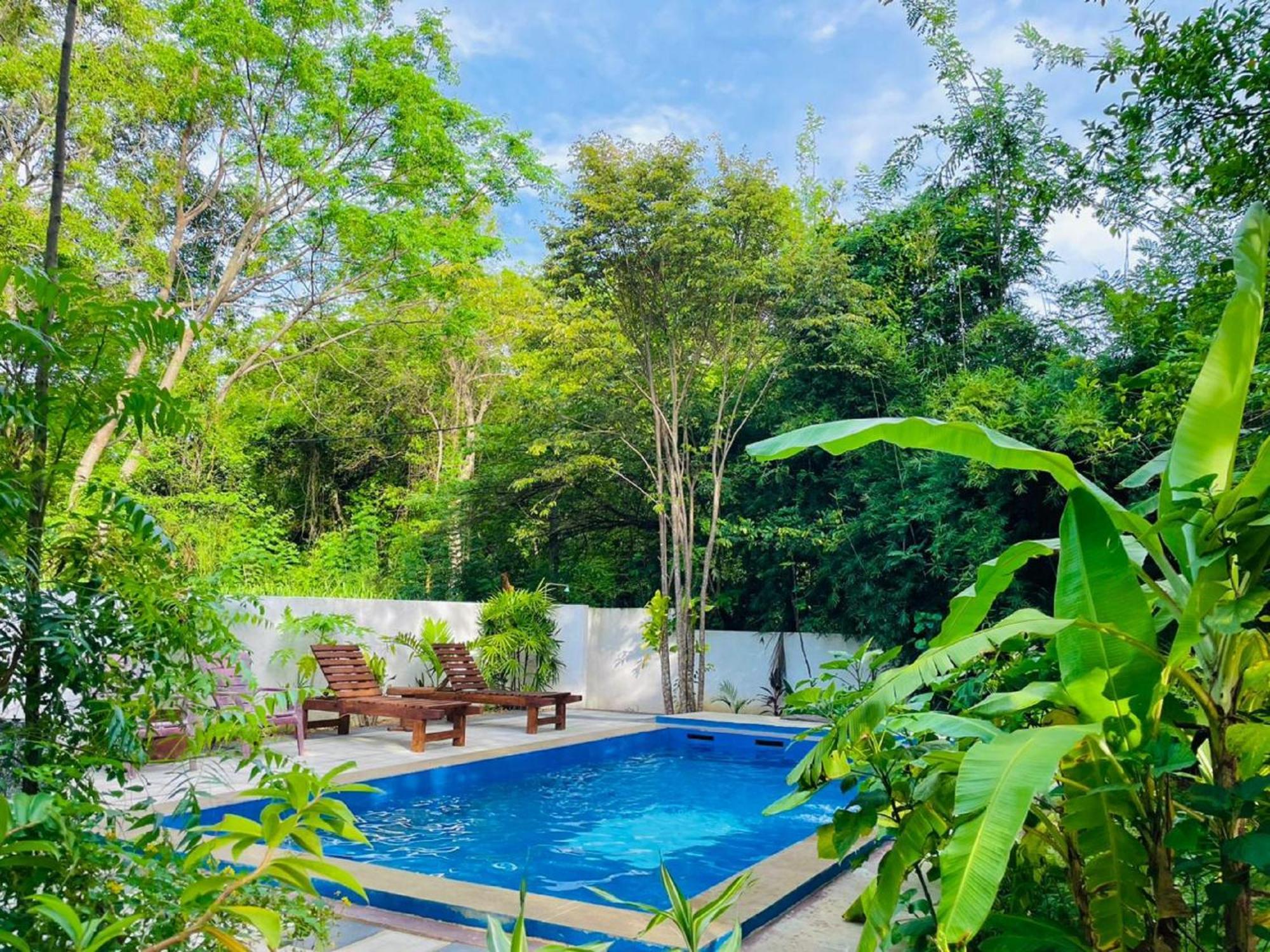 Gangadiya Lodge 锡吉里亚 外观 照片